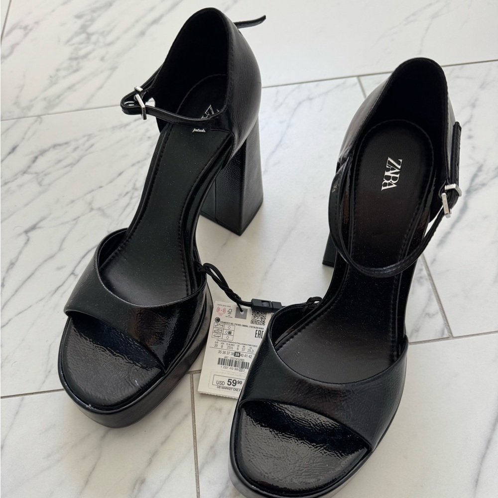 Zara never worn black faux patent platform sandals NWT